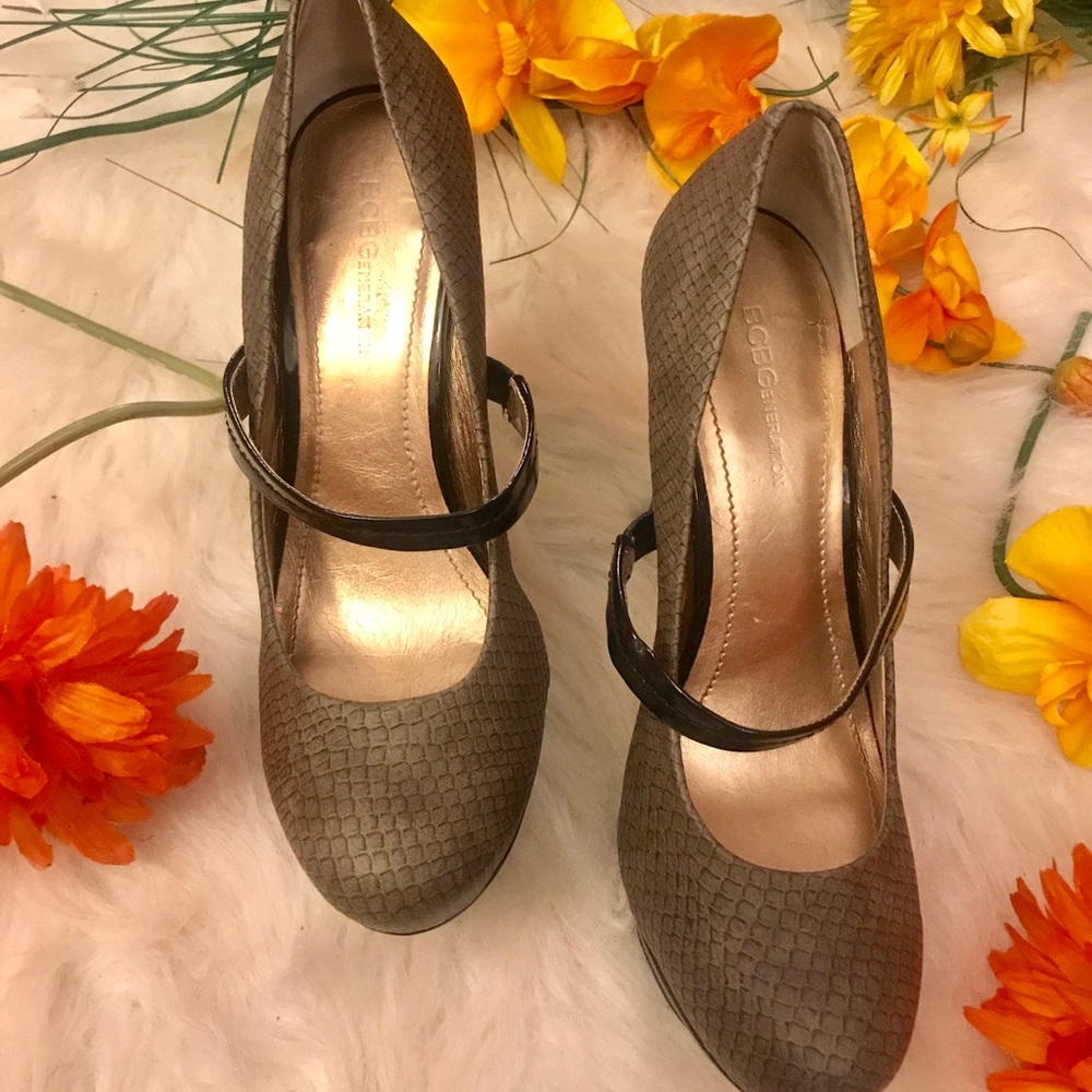 Bcbgeneration Brownish-Grayish Platforms - image 3